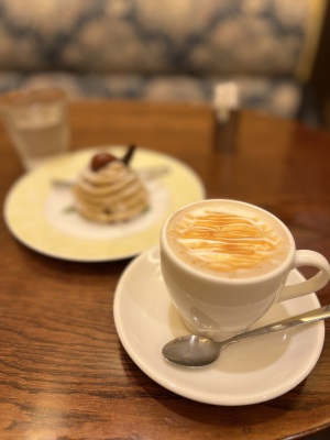 桜井亜美　ラウンジ暁(あかつき)[スナック・ラウンジ/松山市二番町]さんのブログページへはこちらから