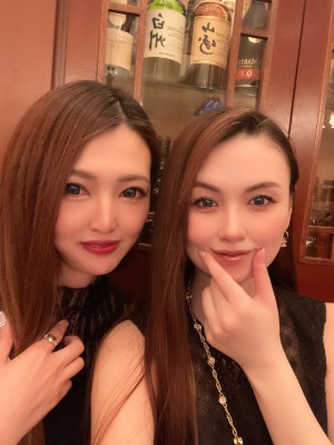 桜井亜美　ラウンジ暁(あかつき)[スナック・ラウンジ/松山市二番町]さんのブログページへはこちらから