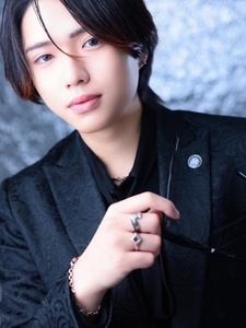 京　WORLD -EHIME-[ホストクラブ/松山市二番町]さんのブログページへはこちらから